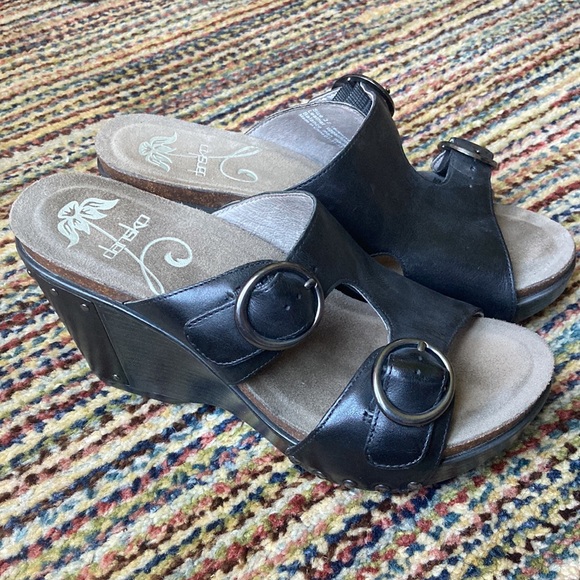 Dansko Shoes - Dansko wedge sandals